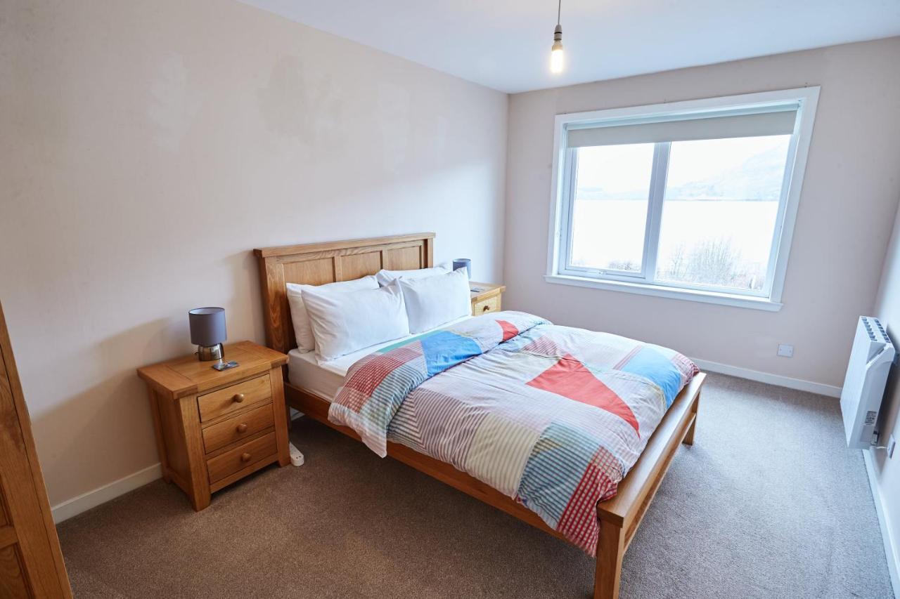 Etive, Beautiful Lochside Apartment With Balcony Fort William Luaran gambar
